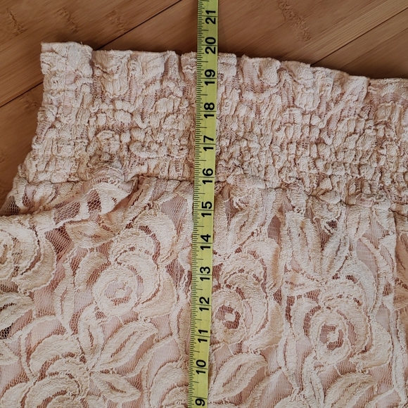 LACE BLOUCE - Picture 4 of 10